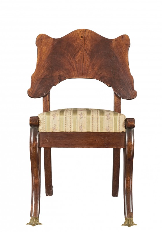 Krzesło w stylu empire z motywem czapli