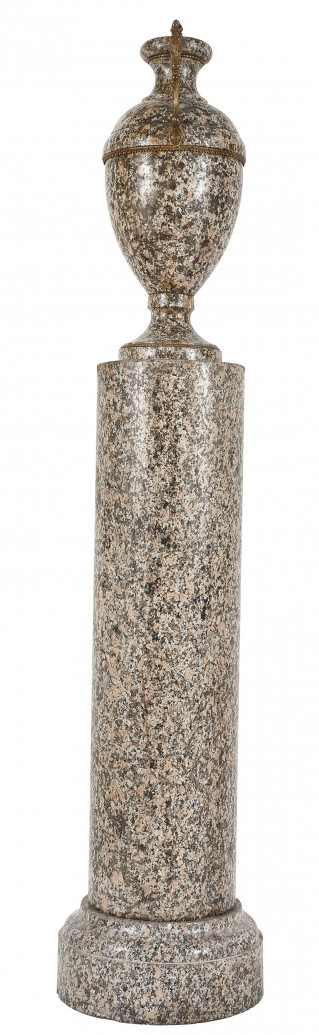 Vase on column - 2