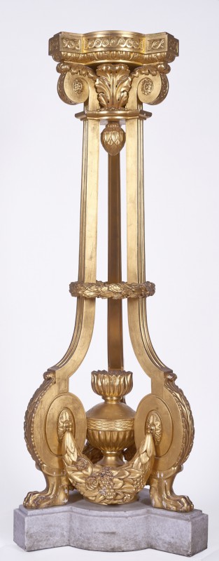 Guéridon in the shape of a lyre