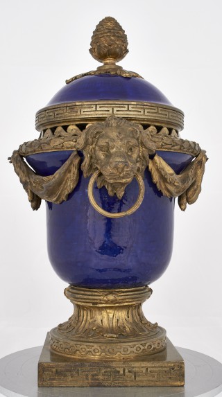 Vase with lid - 3