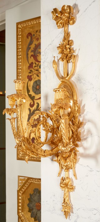 Three-sconce applique with a masque of Medusa - 2