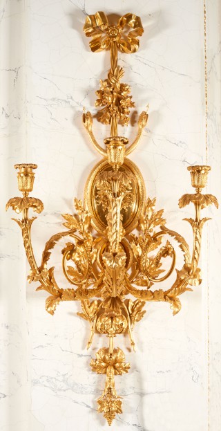 Three-sconce applique with a masque of Medusa - 1