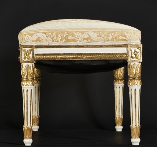 Neoclassical banquette - 2