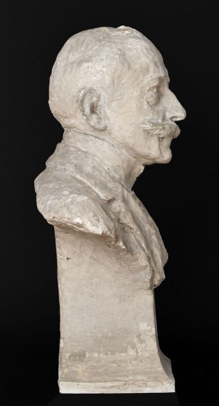 Bust of Tadeusz Dobrzański - 2