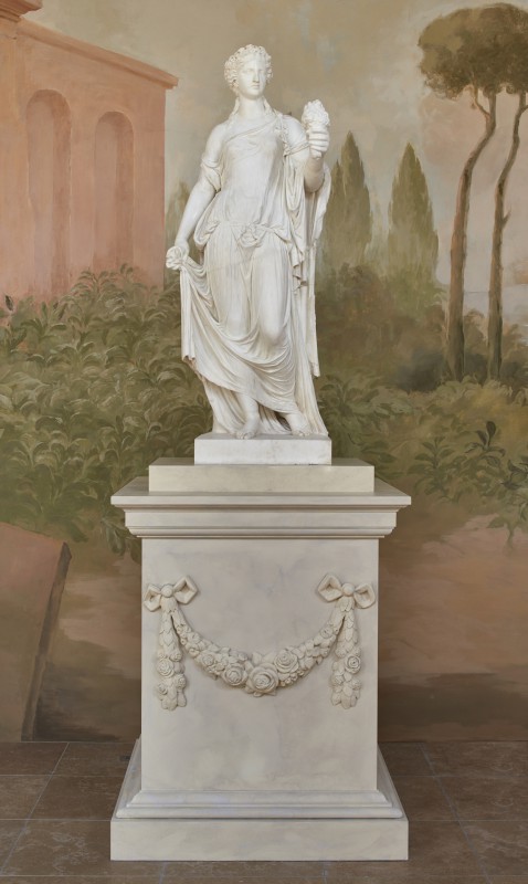 Posąg przedstawiający Florę Farnese. 