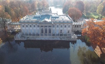 Pałac na Wyspie z lotu ptaka.